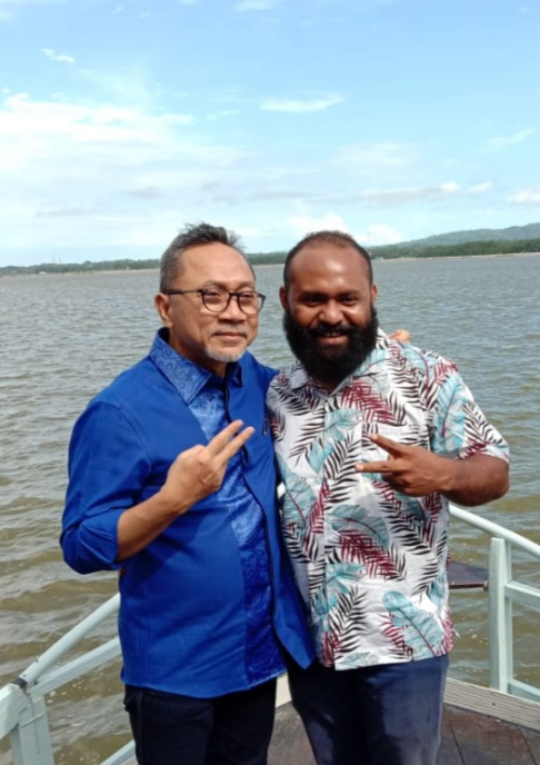 Ketua DPD PAN Supiori Daud Marisan dan Ketua DPP PAN Zulkifli Hasan