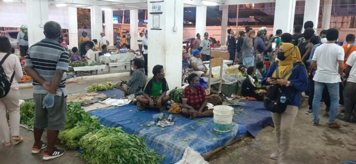 pedagang pasar mama mama papua