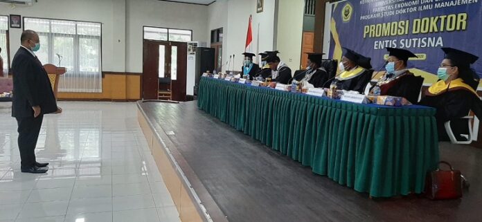 Predikat Cumlaude
