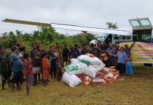 Anggota DPRD Yahukimo Atius Inup Lakukan Reses dan Salurkan Bantuan Natal di Kampung Tokuni